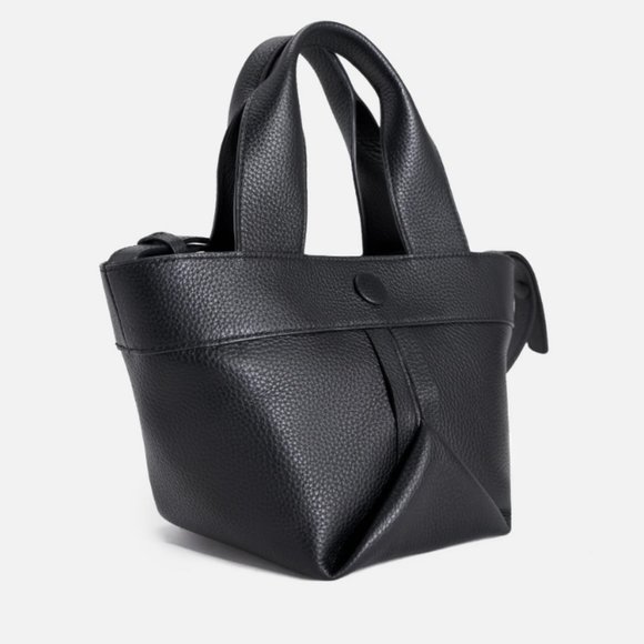 Gusset small pebble leather tote in black - Picture 1 of 6